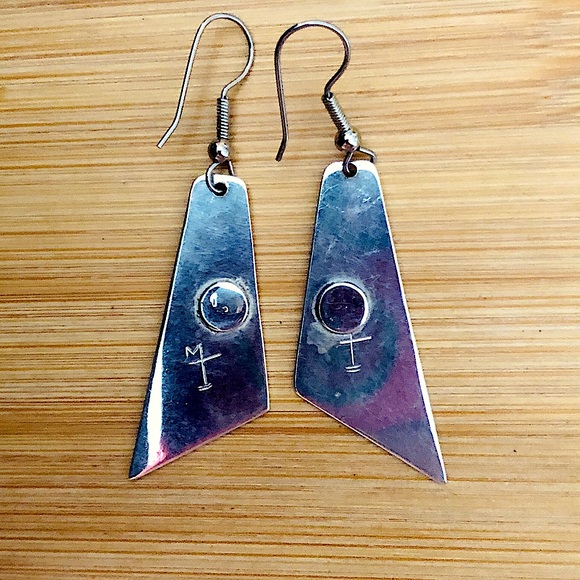 $135 Signed Designer Native American Sterling Silver Dangle Estate Earrings - Picture 4 of 6